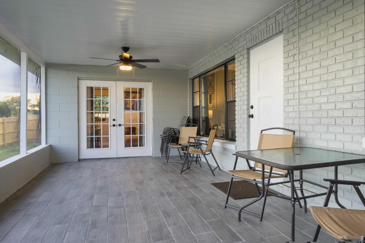 Lakefront Home With Screened Porch And Grill Winter Haven Exterior photo